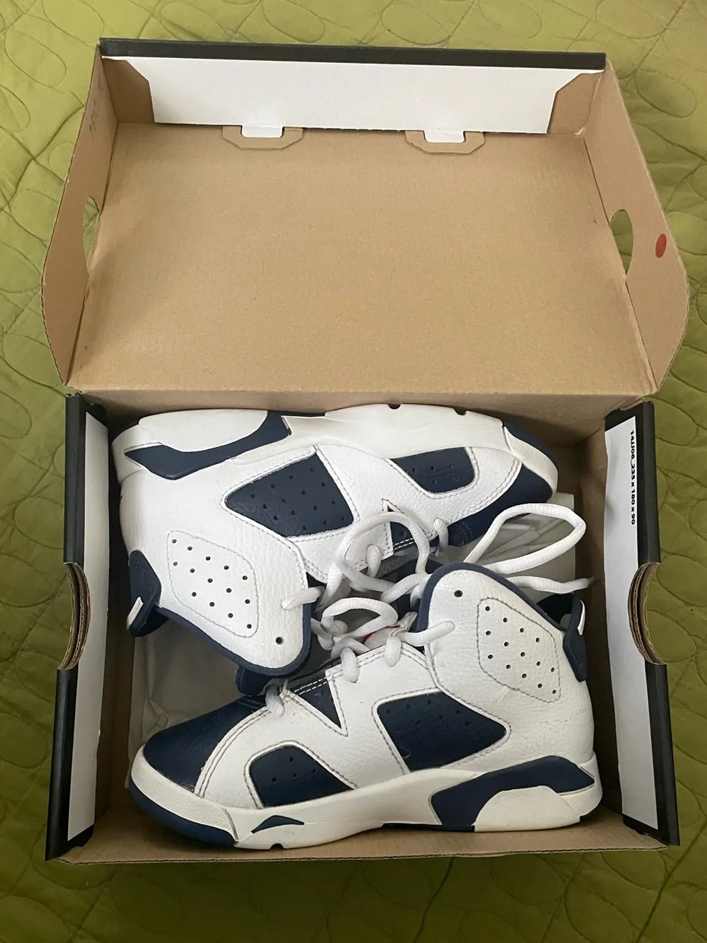 EUC Jordan Kids Navy and White High-Top Sneakers Size 12c